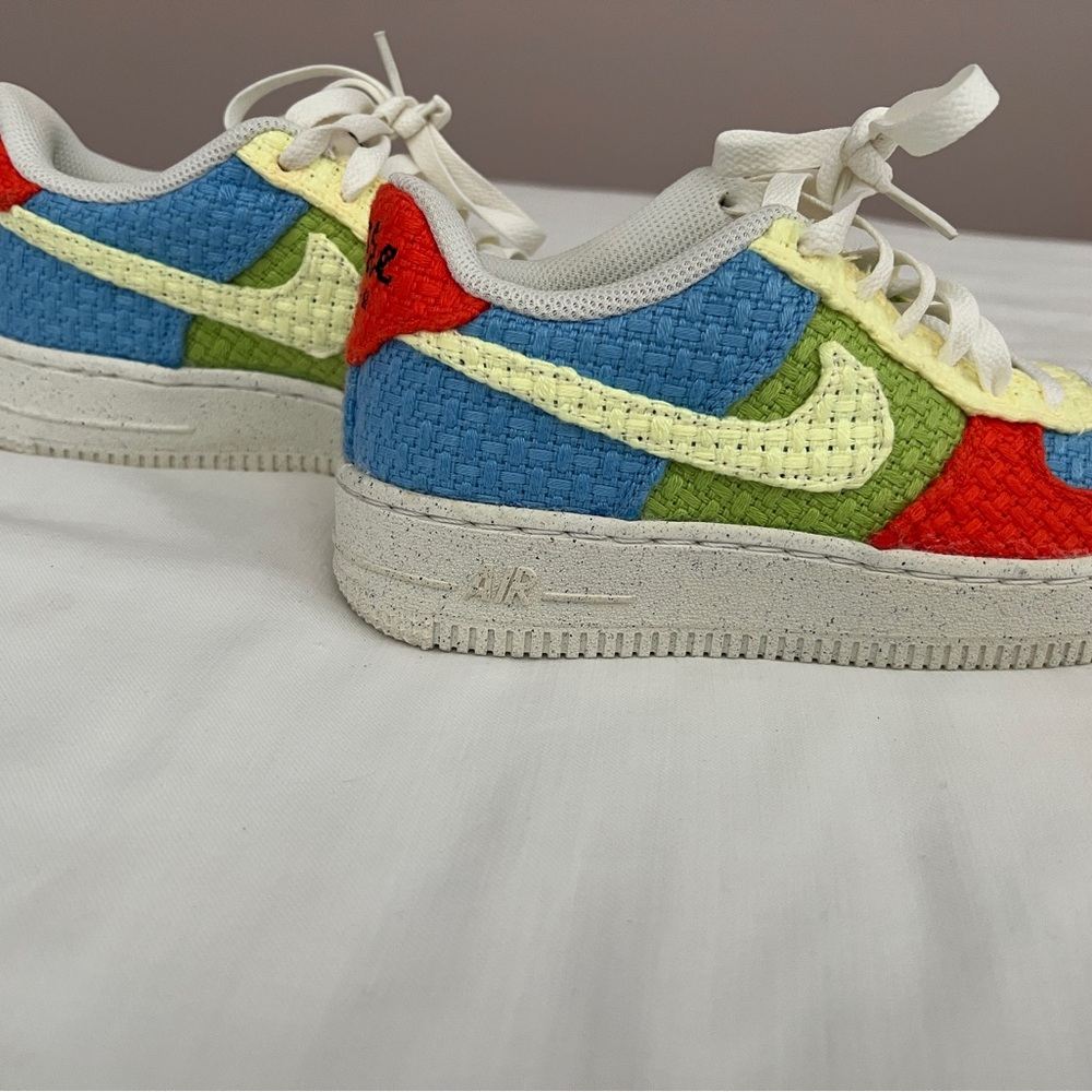 Girls Nike Hemp Air Force 1. Size 3.5